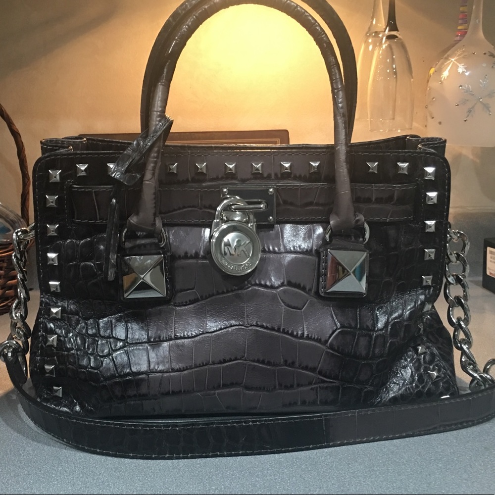 Last Chance (Moving) Authentic Michael Kors Purse